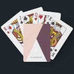 Baraja De Cartas Elegantes triángulos geométricos rosa y burdeos<br><div class="desc">Diseño minimalista y moderno que representa un bloque de color rosa,  blanco y borgoña.</div>