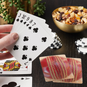 Baraja De Cartas Enfoque de Punto Carmesí: Primer Plano del Corazón