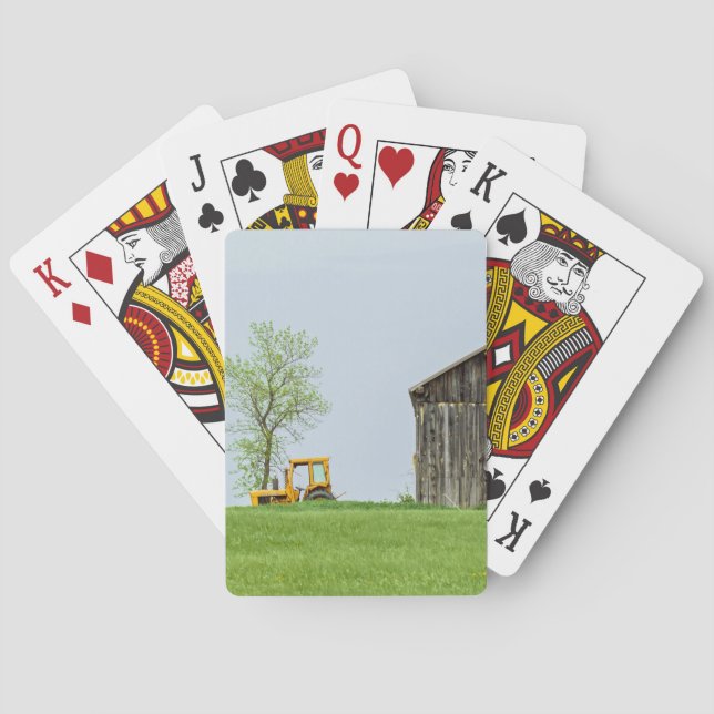 Baraja De Cartas Escena De Barn Con Tractor (Reverso)