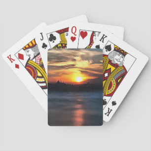 Baraja De Cartas Esquina de Estambul contra la bella puesta de sol