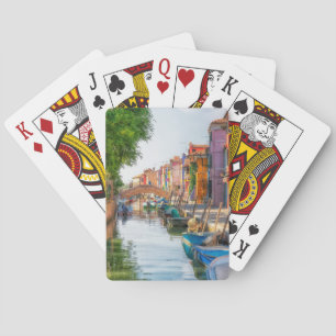 Baraja De Cartas Explora el Encanto Vibrante de Burano