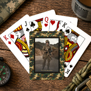 Baraja De Cartas Foto de soldado con camuflaje militar