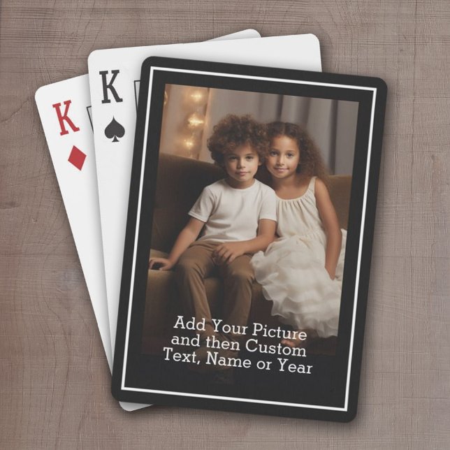Baraja De Cartas Foto personalizado y texto con borde negro (Add a Photo and Text to This Classic Set of Custom Playing Cards)