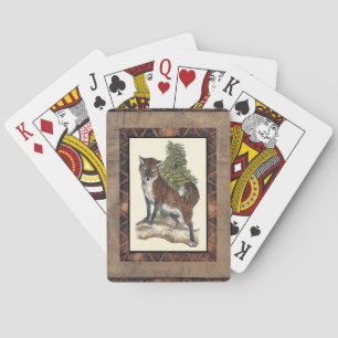 Baraja De Cartas Fox Rústica pisando un tronco de árbol
