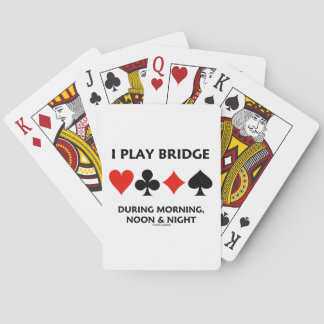 Baraja De Cartas Juego Puente durante la mañana, el mediodía y la n