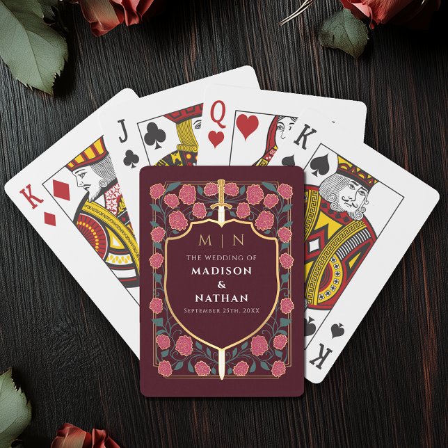 Baraja De Cartas Maroon Royal Sword Shield Wedding Favor (Subido por el creador)