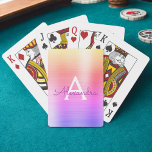 Baraja De Cartas Monograma de acero inoxidable rosa y morado<br><div class="desc">Pastel rosa, Naranja púrpura y Relieve metalizado dorado amarillo Faux Metallic Steel Stainless Steel Elegant Monograma Cartas de juego. Estas cartas de juego se pueden personalizar para incluir tu nombre inicial y de pila y hacer un gran favor para una fiesta de cumpleaños, una ducha de novia o una fiesta...</div>