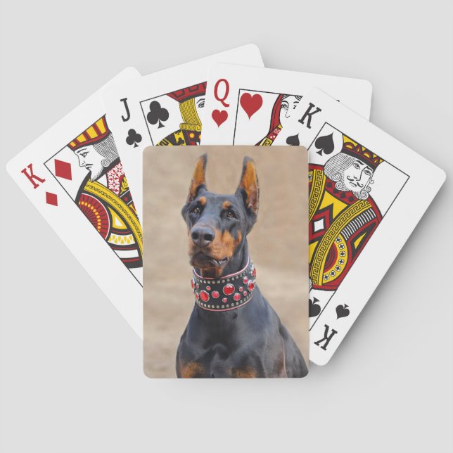 Baraja De Cartas Negro y Tan Doberman Pinscher en cuello de joyas (Reverso)