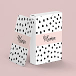 Baraja De Cartas Nombre moderno del monograma | Puntos rosados y ne<br><div class="desc">Nombre moderno del monograma | Puntos rosados y negros pasteles</div>