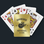 Baraja De Cartas Nombre personalizado de Groomsmen, Gorra de Cowboy<br><div class="desc">Regalos personalizados para padrinos con temática de vaquero occidental. Decorada con gorra de vaquero con letra occidental vintage. El texto y el color son editables utilizando la herramienta de diseño para que se ajuste a su ocasión. Obtén este regalo de personalizar para boda, despedida de soltero, fiesta de compromiso o...</div>