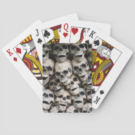 Baraja De Cartas Pile De Cárteles De Reproducción De Cránulos