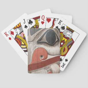 Baraja De Cartas Polos de tótem en el Museo del Patrimonio de Haida