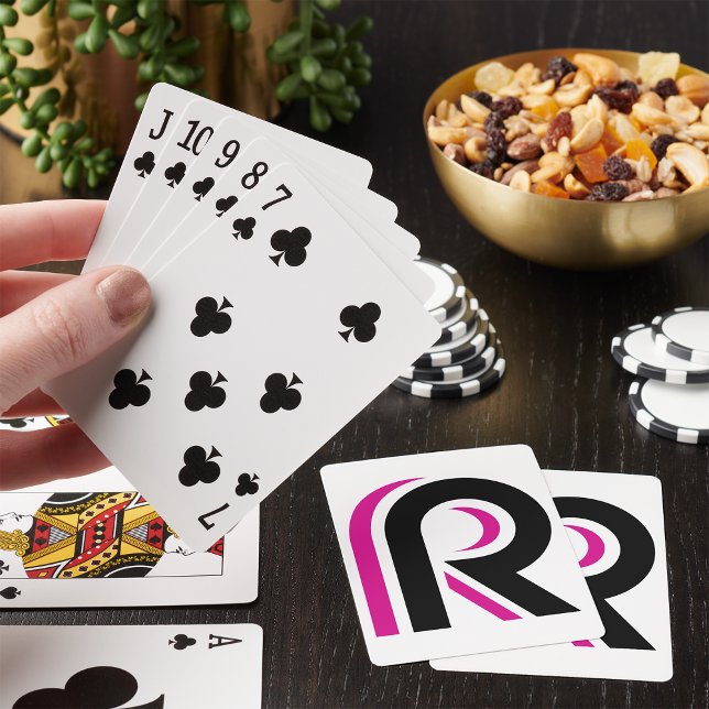 Baraja De Cartas R de letra rosa y negra (Subido por el creador)