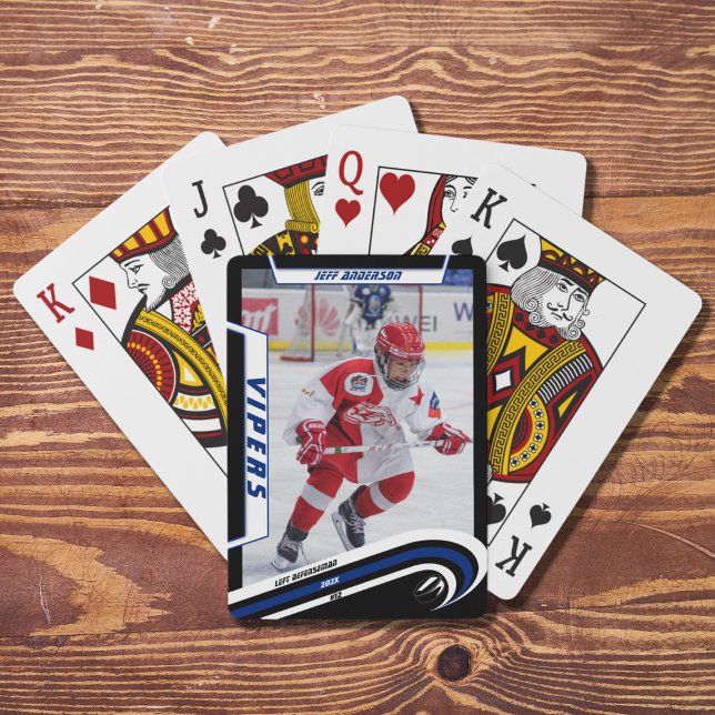 Baraja De Cartas Recuerdo de jugador de hockey sobre hielo en azul  (Capture ice hockey memories with dynamic blue playing cards. Perfect souvenir or gift idea!)