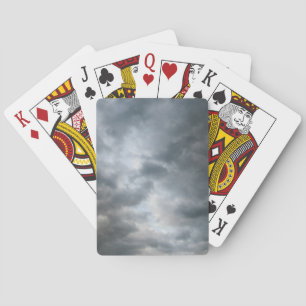 Baraja De Cartas Rompiendo nubes de tormenta