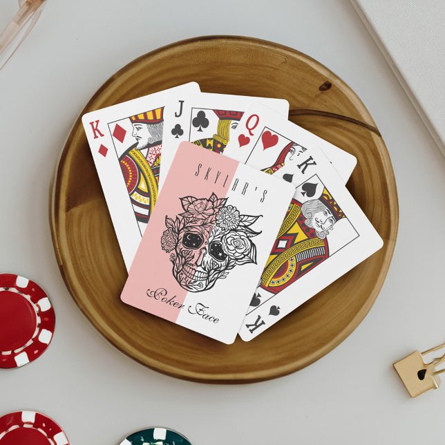Baraja De Cartas Skull Face & Florals Nombre personalizado Cara de  (Skull Face & Florals Custom Name Poker Face Playing Cards)