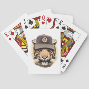 Baraja De Cartas Tigre que practica surf