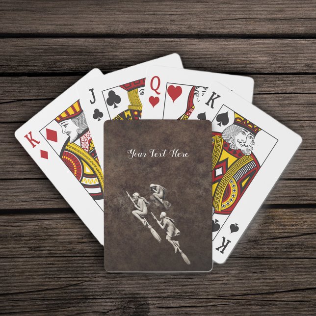Baraja De Cartas Tres brujas blancas de Bonito volando en los cuart (Three pretty white witches flying on brooms on mottled brown deck of playing cards.)