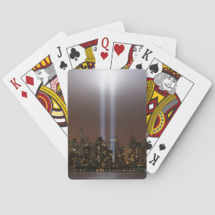 Baraja De Cartas Tributo del World Trade Center en luz en Nueva