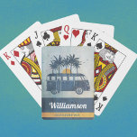 Baraja De Cartas Vacaciones de verano de la moderna familia Vintage<br><div class="desc">Ah los días perezosos del verano. Los momentos de diversión en la playa, con la arena bajo tus pies y el dulce sonido de las olas. El diseño gráfico de Guay con un poco de paraíso vacacional incluye altas palmeras, puesta de sol y una furgoneta de surf de estilo vintage....</div>