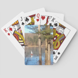 Baraja De Cartas Vela helada en el lago. —