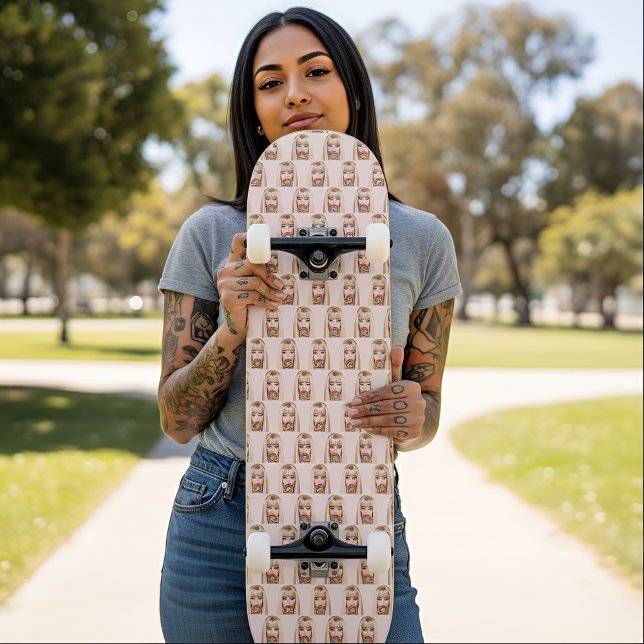 Barb Skateboard (Subido por el creador)