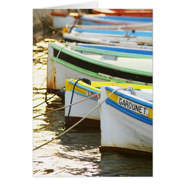 Barcas de pesca típicas de Provenza pintadas en (Frente)