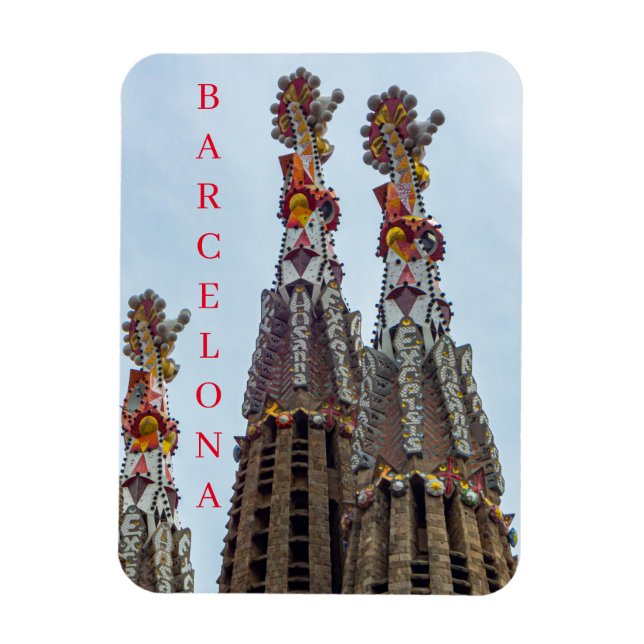 Barcelona Sagrada Familia prepara un imán de never (Vertical)