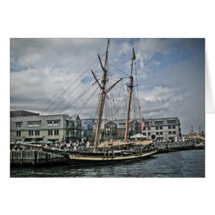 Barco alto en Halifax