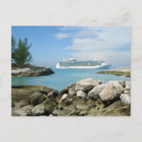 Barco de crucero en la tarjeta postal del Personal