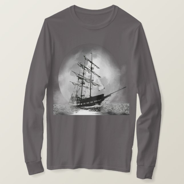 Barco pirata sale de la camiseta de la luna niebla (Anverso del diseño)
