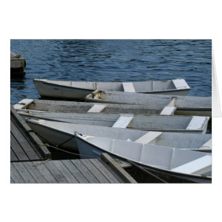 Barcos antiguos en el muelle