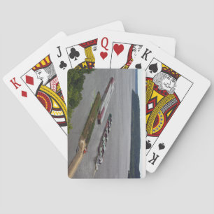 Barras que pasan cartas de juego
