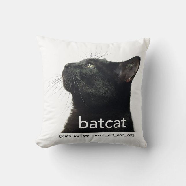 Batcat: Almohada de tiro (diseño echado a un lado (Anverso)