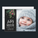 Bayas Rojas | Feliz Navidad<br><div class="desc">Diseño moderno con una ilustración dibujados a mano y tipografía</div>