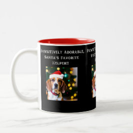 Beagle en Santa hat en taza de café