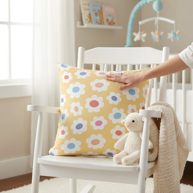 Bebé Almohada Decorativa Groovy Flower Power Nurse (Subido por el creador)