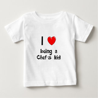 Bebé Amo el ser camiseta del niño de un cocinero