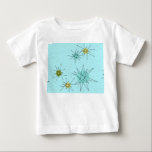 Bebé Camiseta de Robin's Egg Blue Atomic Starburst<br><div class="desc">Este modelo de camiseta de la Icónica Atómica Starburst de estilo Robin, azul Egg, presenta estallidos atómicos icónicos. ¡Así es! La vieja escuela, el fondo de color azul óvulo de robin con especkles de oro, es el telón de fondo perfecto para los vibrantes círculos turquesa, apasionante apio y kitschy color...</div>