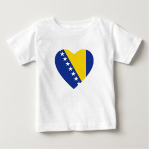 Bebé Camiseta del corazón de la bandera de Bosnia y