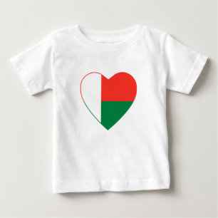 Bebé Camiseta del corazón de la bandera de Madagascar