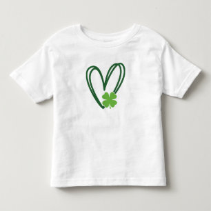 Bebé Camiseta diseño corazón día de San Patricio