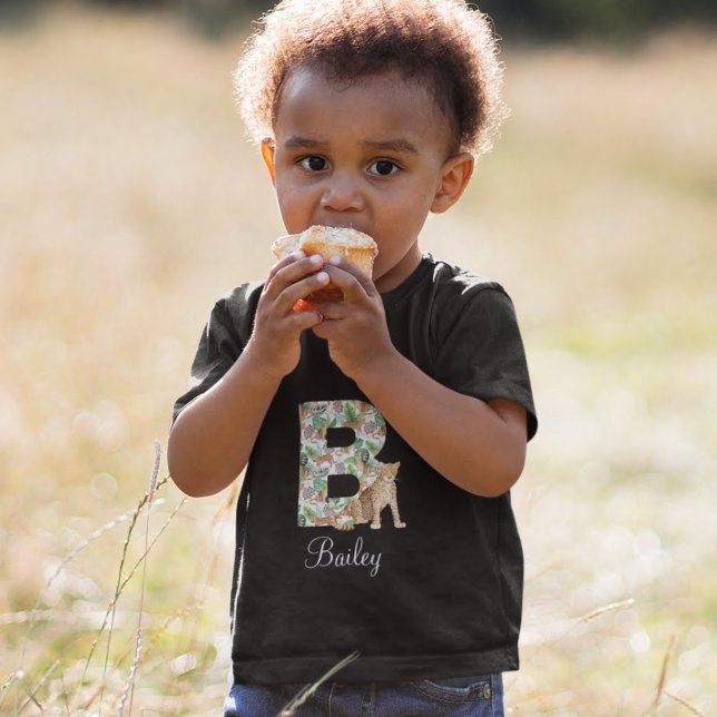 Bebé Camiseta leopardo de letra B (This adorable monogrammed leopard t-shirt would make a great gift for any child! )