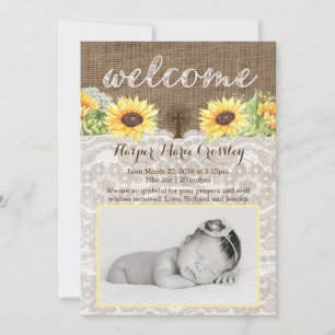 Bebé de bienvenida con tarjetas girasoles y borreg