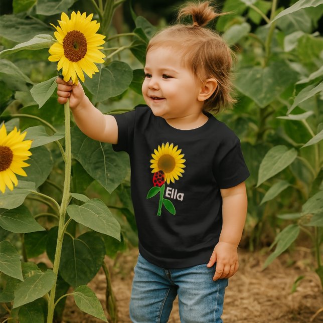 Bebé De Girasol Cute (Añadir Nombre) Camiseta De J (A darling sunflower tee for toddler girl . Personalize with name )