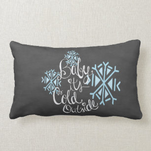 Bebé es almohada exterior fría del copo de nieve