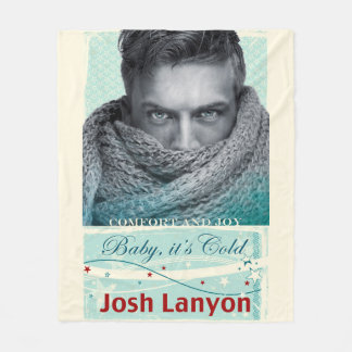 Bebé, es manta fría del paño grueso y suave