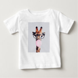 Bebé Giraffe chisporroteando chicle de camiseta de niño