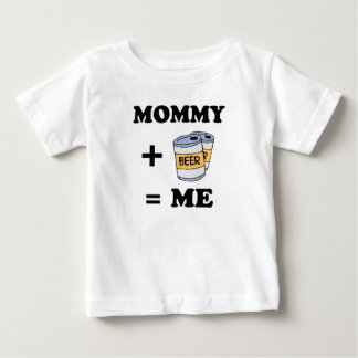 Bebé Mamá más la camiseta de la cerveza