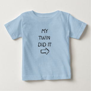 BEBÉ **MI CAMISETA** LO HIZO LA CAMISETA DE NIÑOS